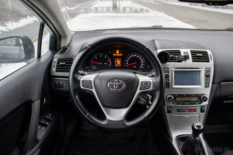 Toyota Avensis Combi 91 kW - 12