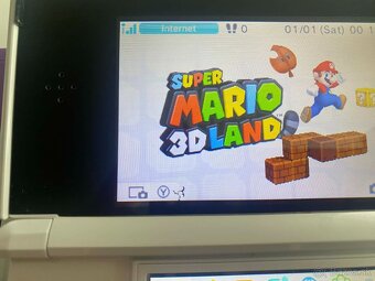 Nintendo 3DS White + 64GB SD karta - 12