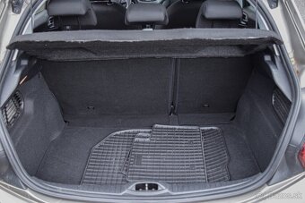 Peugeot 208 1.2 Active 2015 - 12