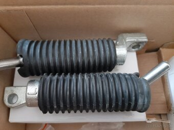 HARLEY DAVIDSON® BREAKOUT FXSB - 12