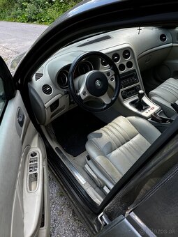 Alfa romeo 159 2.4 jtd - 12