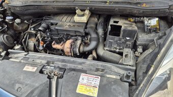 Citroen C4 Picasso 1,6HDI 80kw kód motora: 9HY - 12