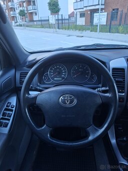 Toyota Land Cruiser - 12