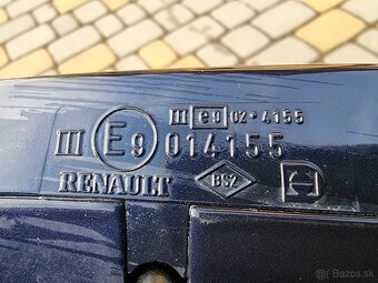 zadné svetlo Renault Vel Satis - 12