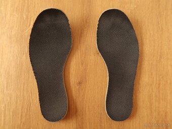 Tenisky NIKE č. 28 (vnút. dĺžka 17,7 cm) - TOP STAV - 12