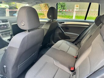 Volkswagen Golf 1.4 TGI Comfortline BlueMotion - 12