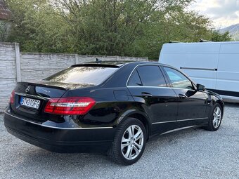 Mercedes-Benz E trieda Sedan 220 CDI Blue Elegance A/T - 12