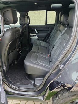 Land Rover Defender X-DYNAMIC HSE - 12