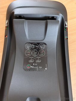 Cybex Aton B2 I-Size + Isofixová základňa Cybex Base One - 12