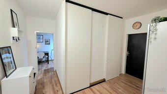 Na prenájom 2 izbový moderný byt BLÍZKO CENTRA - 12