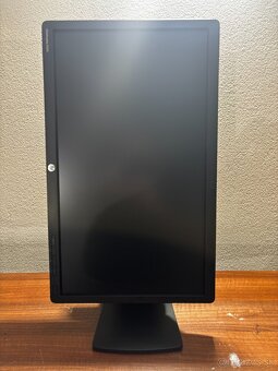 HP EliteDisplay E221c - 12