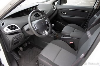 Renault Mégane Scénic - 12