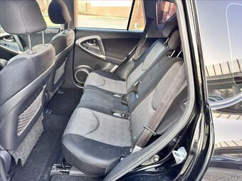 Toyota RAV4 2.0 VVT-i EXECUTIVE 112kW 2010 105342km TAŽNÉ - 12