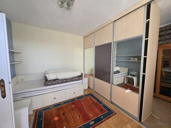 Na prenájom štýlový 3-izb. byt Nitra centrum výhľad na hrad - 12