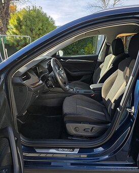 Škoda Octavia Combi Scout 2,0 TDI 4X4 AT/7 - 12