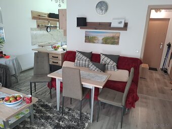 PRENÁJOM 2 izbový byt Trenč.Teplice, kompletná rekonštrukcia - 12