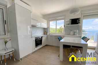 Apartmánová vila /500 m²/ pri mori, Dalmátsko, Marina - 12