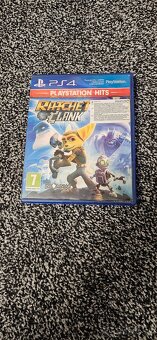 Predam playstation 4 - 12