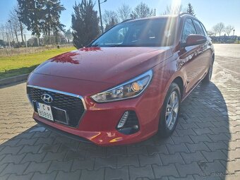 HYUNDAI I30 COMBI 1,4 BENZÍN ROK 2018 - 12