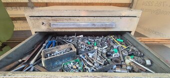 Predám sustruh sui 40 plus príslušenstvo - 12