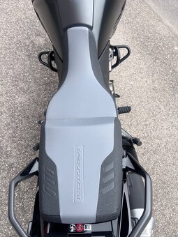SUZUKI V-STROM 1050 DE - 12