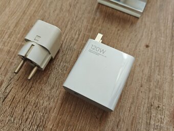 Predám Xiaomi Mi 11 Ultra - 12GB/256GB - TOP STAV + prísluše - 12