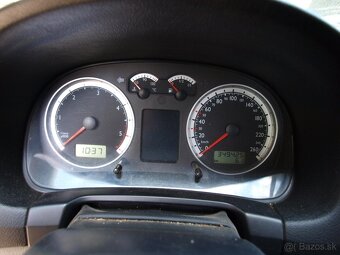 Volkswagen Bora Combi 1,9 Tdi - 12