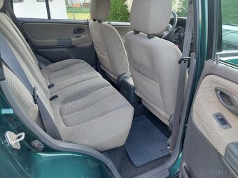 Suzuki Grand Vitara 2.0 TD ABS - 12