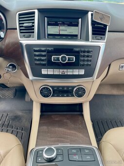Mercedes M trieda 350 BlueTEC 4matic - 12