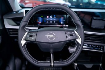 Opel Frontera EDITION 1.2T MHEV 145k e-DCT6 - 12