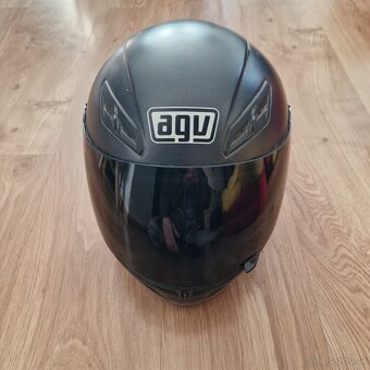 Čižmy, prilby, kombinéza - 12