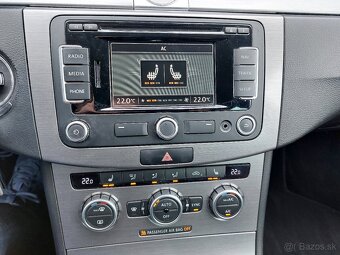 Volkswagen Passat Variant 2.0 TDI BMT Highline 4MOTION - 12