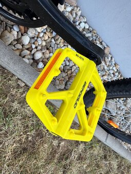 Krásny B’TWIN Rockrider 340 – TOP stav + nové LED osvetlenie - 12