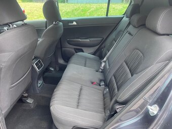 Kia Sportage 1.7 CRDI 2016 - 12