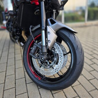 Kawasaki Z900 Performance 2025 s doplnkami - 12