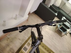 Horský Hardtail bicykel Scott - vysoká výbava - pekný stav - 12