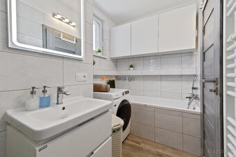 Na Predaj príjemný 4izb.byt,terasa,gar.státie v cene - 12