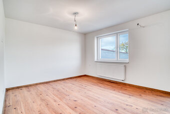 Na predaj 3-izbový rodinný dom v Jaslovských Bohuniciach - 12