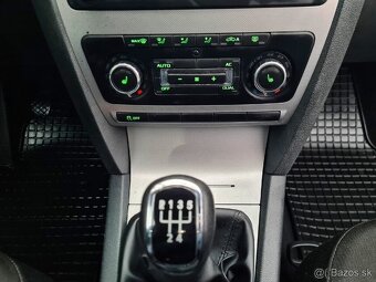 Škoda Octavia Combi Facelift TOP STAV ELEGANCE - 12