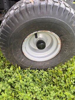 Predam záhradný traktor Husqvarna TC 338 - 12