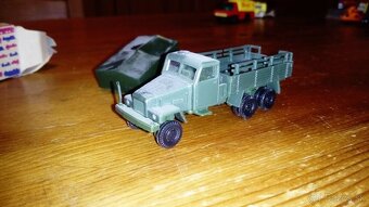 Plastové DDR modely k železnici veľkosť HO a TT - 12