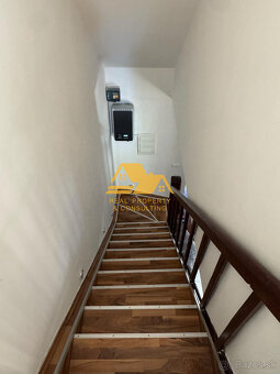 Exkluzívne Predám rodinný dom v Nových Zámkoch - 12