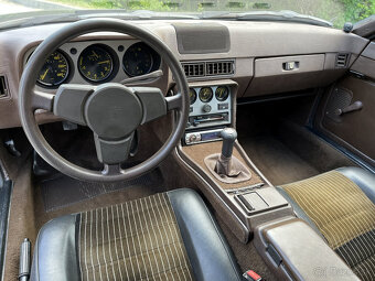 Porsche 944 1983 - 12