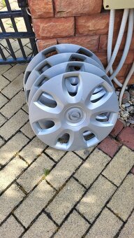 Pneumatiky s diskami 185/65 R15 - 12