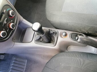 Predám peugeot 206 SW - 12