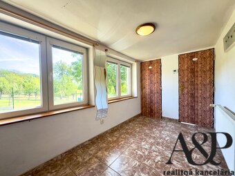 RODINNÝ DOM V PEKNOM PROSTREDÍ, POZEMOK 2392M2, RUDNÍK, okr. - 12