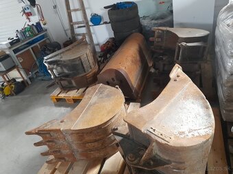 Komatsu wb 97s2 r5 wb93r5 - 12