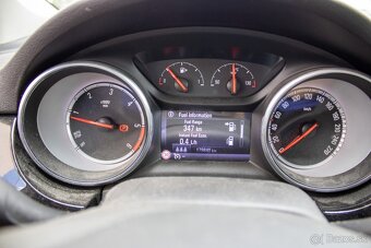 Opel Astra Sport Tourer - 12