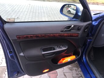 Škoda Octavia combi 2,0 Tdi DSG (1.majiteľ) - 12