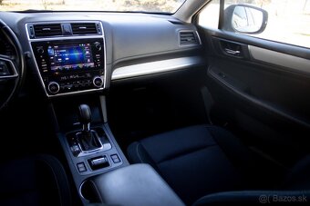Subaru Outback 2.5i ES Comfort CVT - 12